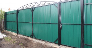 Купить ворота из профнастила Ирбит, цена от 4051 руб.