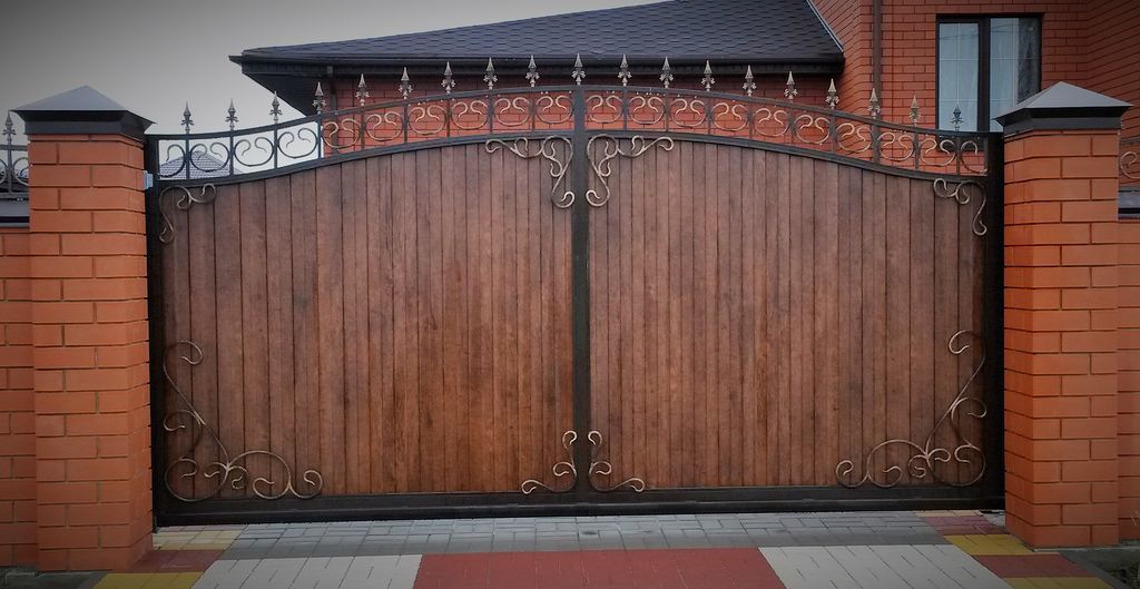 Купить простые ворота для дома: советы по выбору, установке и уходу в Ирбите от 32813 руб | ВоротМастер-Рбт